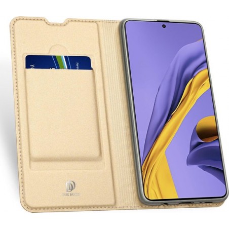 Samsung Galaxy A71 hoesje book case Goud + tempered glas screenprotector