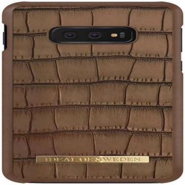 iDeal of Sweden Samsung Galaxy S10e Fashion Case Capri Brown Croco
