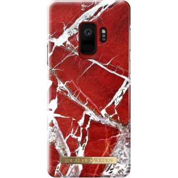 iDeal of Sweden Fashion Back Case Scarlet Red Marble voor Samsung Galaxy S9