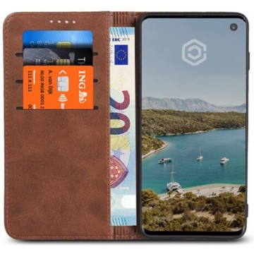 Casecentive Leren Wallet case - Portemonnee hoesje - Samsung Galaxy S10 Bruin
