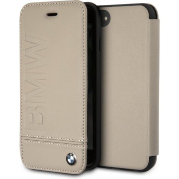 BMW Logo Imprint Bookcase Hoesje iPhone 8 / 7 / SE (2020) / 6S / 6 - Taupe
