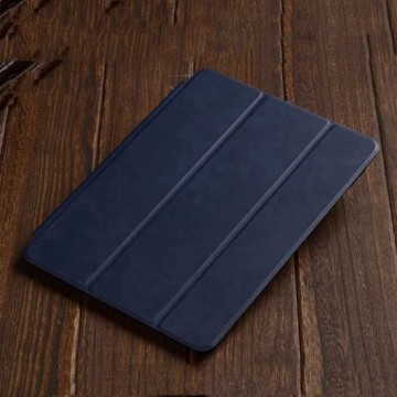 Let op type!! Drie-vouwen horizontale Flip lederen case voor de iPad Air (2019)  met houder (zwart)