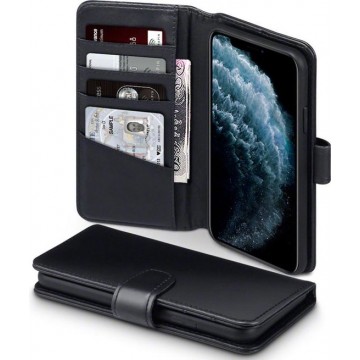 iPhone 11 Pro Max Bookcase hoesje - CaseBoutique - Effen Zwart - Leer