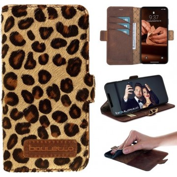 Bouletta - leder iPhone 11 - Book- WalletCase - Furry Leopard