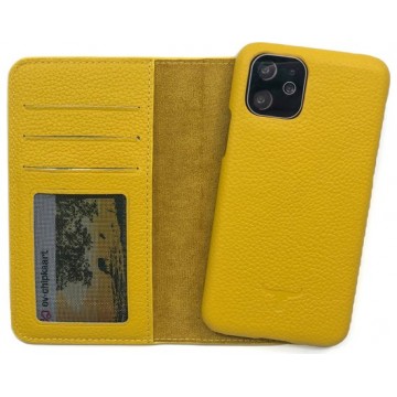 Dutchic Lederen Apple iPhone 11 Hoesje (Tweedelige ontwerp: Book Case / Hardcase - II Yellow)