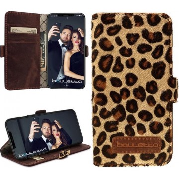 Bouletta Lederen iPhone 11 Pro Max - BookCase hoesje - Furry Leopard