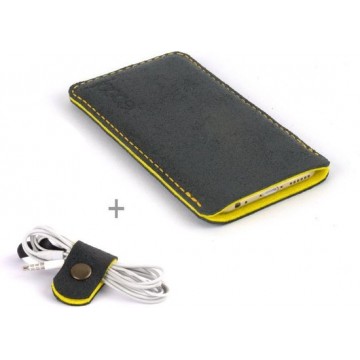 JACCET lederen iPhone 8 case - antraciet/zwart leer met geel wolvilt - Handmade in Nederland