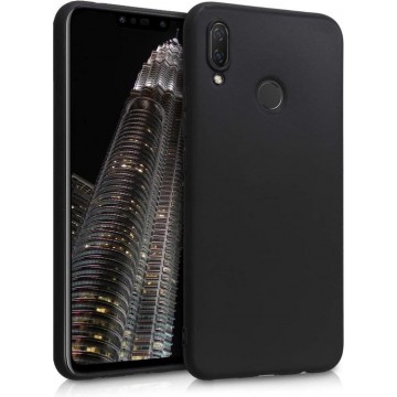 Huawei P Smart Plus Hoesje - Siliconen Back Cover - Zwart